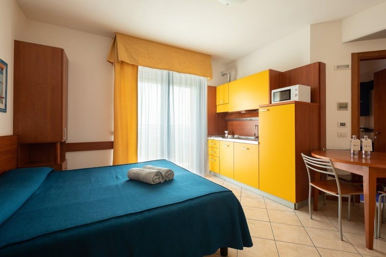 Hotel Sheila Lido di Jesolo Bagian luar foto