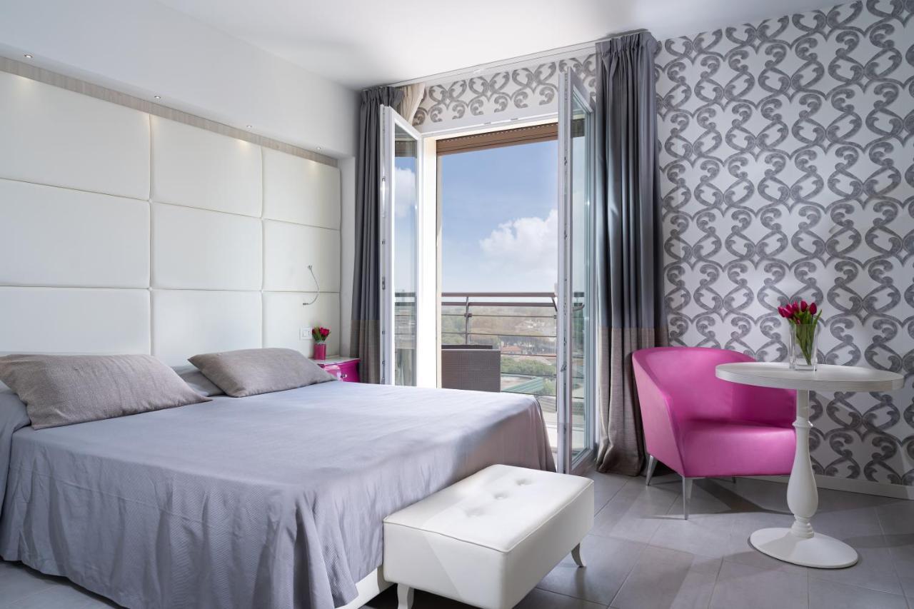 Hotel Sheila Lido di Jesolo Bagian luar foto