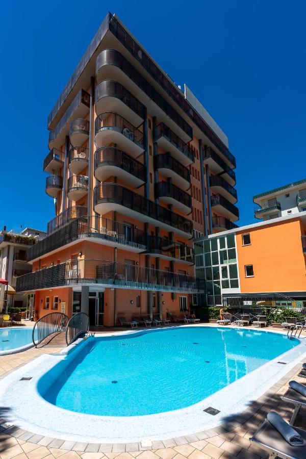 Hotel Sheila Lido di Jesolo Bagian luar foto