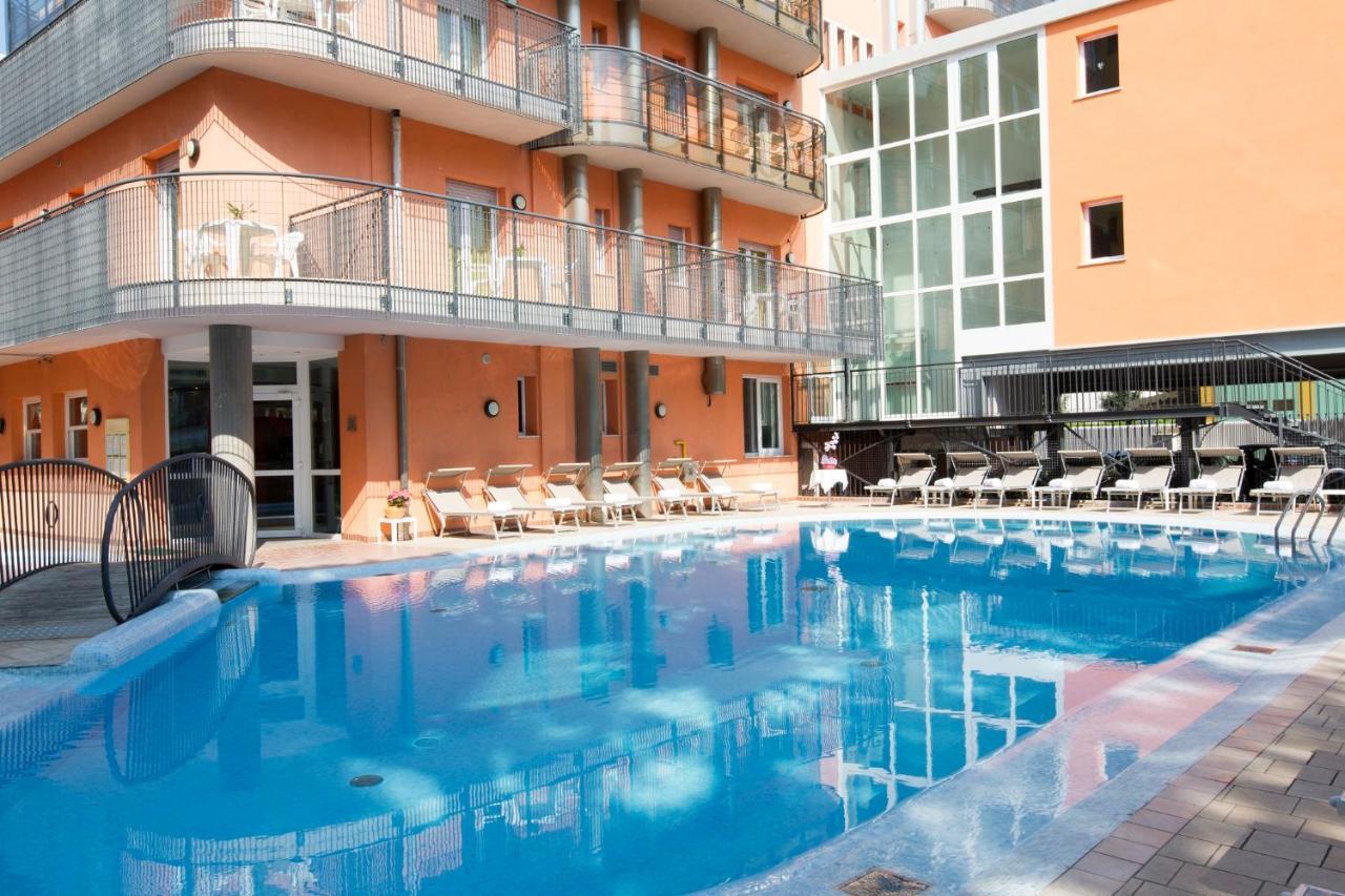Hotel Sheila Lido di Jesolo Bagian luar foto
